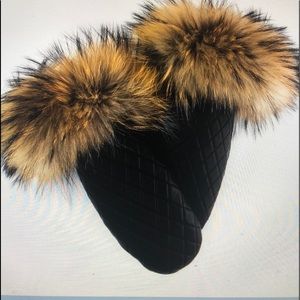 Leather mitts fur trim